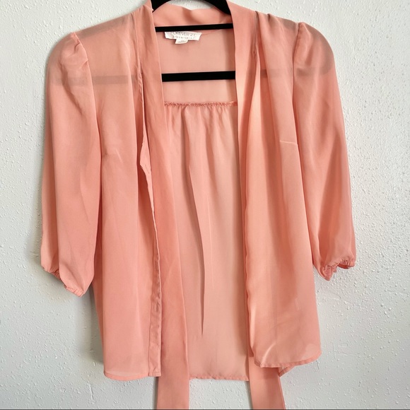 Forever 21 Salmon 3/4 Sleeves Neck ties Button up Blouse - Picture 2 of 4